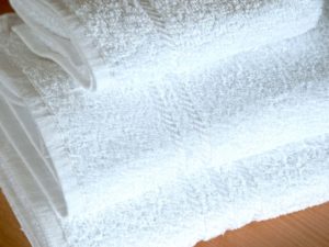 Premium Quality White Towels (500GSM)